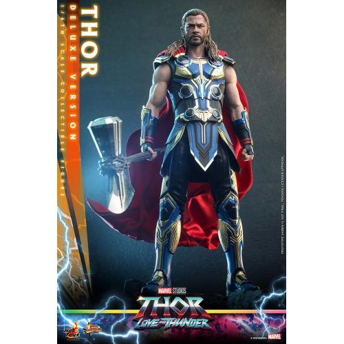 Figura Deluxe Thor: Love and Thunder 32cm